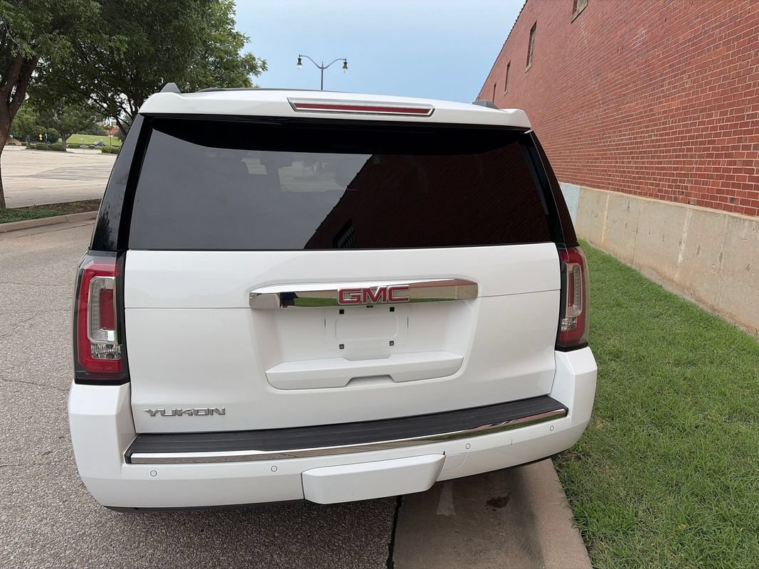 Used 2016 GMC Yukon Denali w/ Open Road Package AWD/4WD image 3