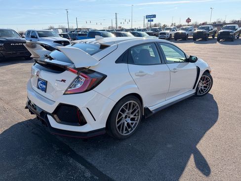 Used 2019 Honda Civic Type R image 6