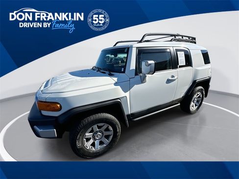 Used 2014 Toyota FJ Cruiser 4WD image 1