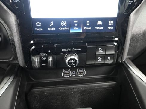 Used 2025 RAM 1500 Big Horn AWD/4WD image 20