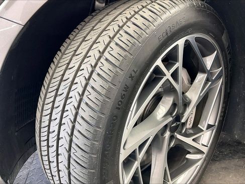 Used 2023 Genesis G90 3.5T image 32