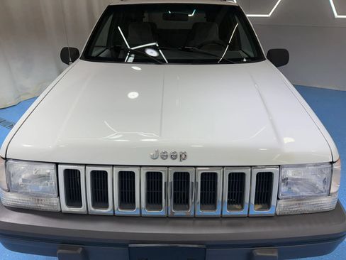 Used 1995 Jeep Grand Cherokee Laredo AWD/4WD image 24