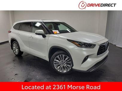 Used 2023 Toyota Highlander Platinum
