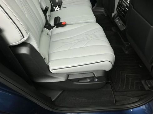 Used 2026 Acura MDX SH-AWD w/ Advance Package image 28