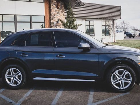 Used 2018 Audi Q5 2.0T Premium w/ Convenience Package image 28