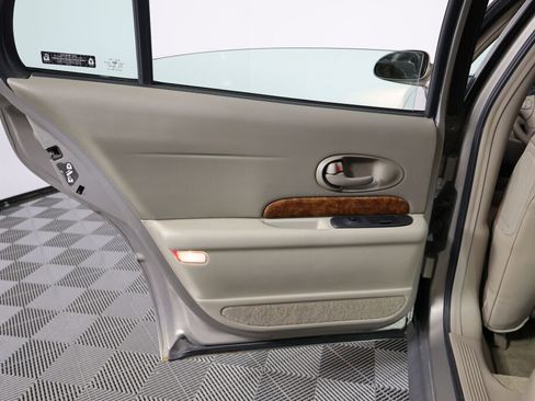 Used 2003 Buick Le Sabre Limited w/ Gran Touring Package image 16