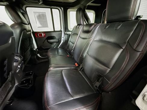 Used 2021 Jeep Wrangler Unlimited Rubicon AWD/4WD image 23