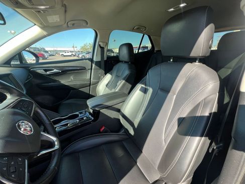 Used 2023 Buick Envision Essence image 36