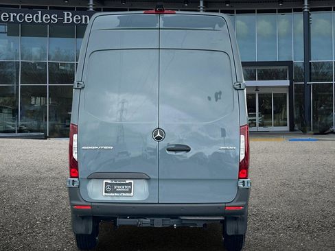 New 2024 Mercedes-Benz Sprinter 2500 image 5