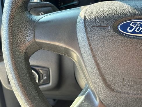 Used 2016 Ford Transit Connect XL image 19