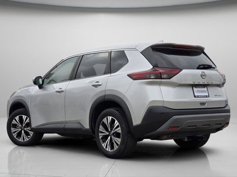 Used 2022 Nissan Rogue SV AWD/4WD image 18