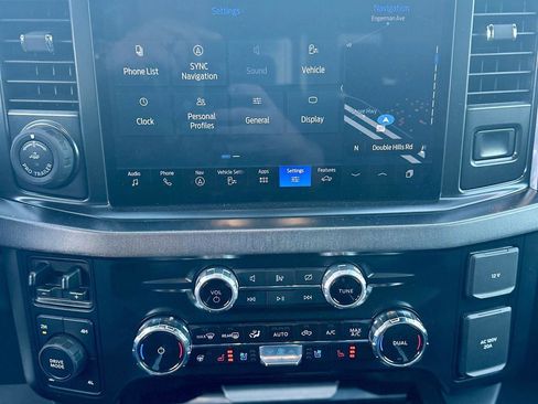 Used 2024 Ford F250 Platinum image 21