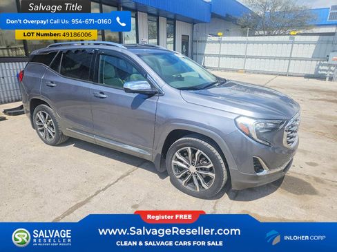 Used 2019 GMC Terrain Denali w/ Advanced Safety Package AWD/4WD image 5
