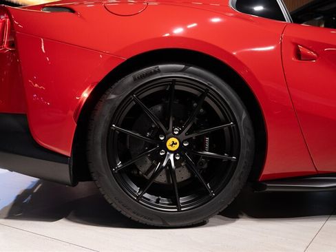 Used 2022 Ferrari 812 GTS RWD image 28