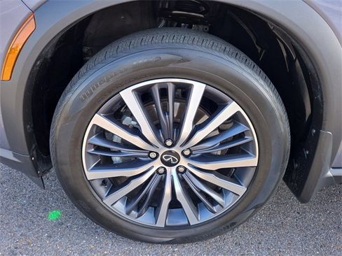 Used 2023 INFINITI QX60 Autograph image 9