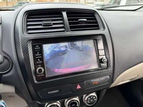 Used 2021 Mitsubishi Outlander Sport ES image 27