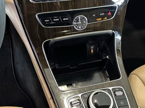 Used 2021 Mercedes-Benz C 300 C 300 image 22