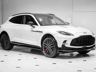 New 2026 Aston Martin DBX 707