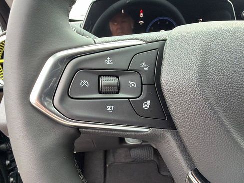 New 2026 Chevrolet Trax LT w/ Driver Confidence Package FWD image 21