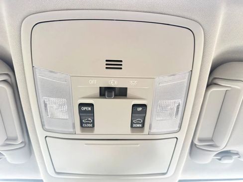 Used 2017 Toyota RAV4 Limited w/ Protection Package image 23