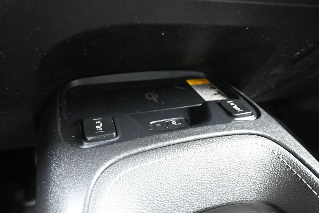 Used 2019 Toyota Corolla XSE FWD image 22