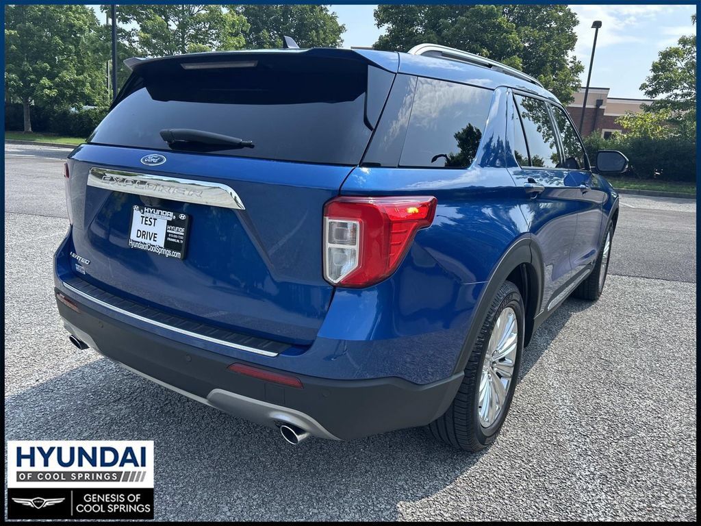 Used 2022 Ford Explorer Limited w/ Equipment Group 301A RWD image 7