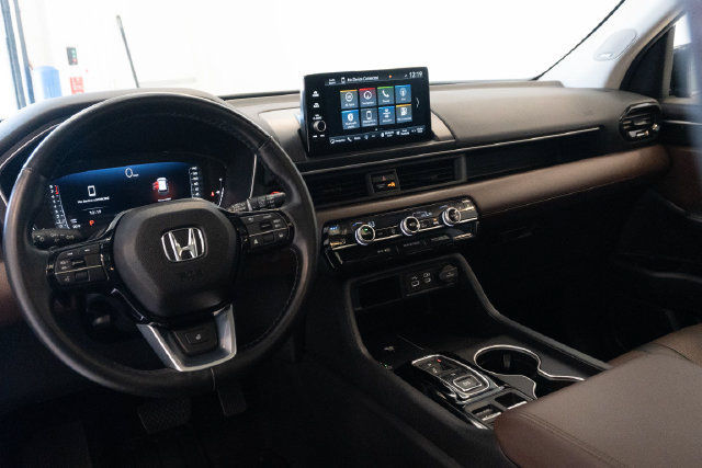 Certified 2024 Honda Pilot Elite image 17