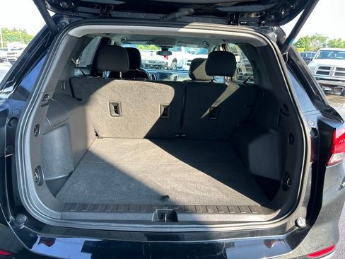 Used 2023 Chevrolet Equinox LT AWD/4WD image 27