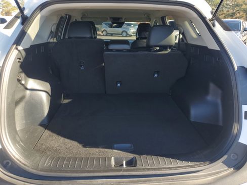 Used 2023 Kia Sportage EX image 8