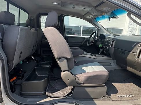 Used 2006 Nissan Titan SE AWD/4WD image 10