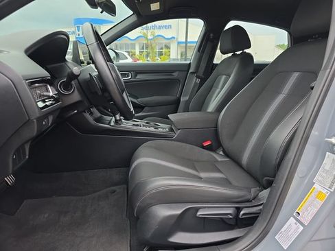 Used 2025 Honda Civic Sport image 10