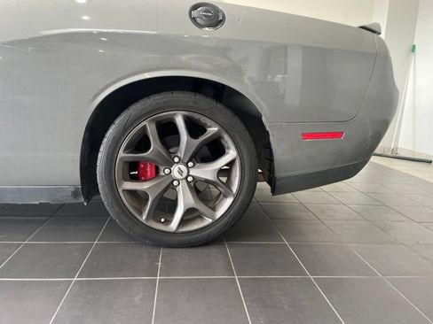 Used 2019 Dodge Challenger GT RWD image 10