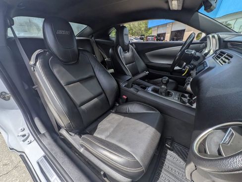 Used 2010 Chevrolet Camaro SS w/ RS Package RWD image 7