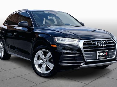 Used 2018 Audi Q5 2.0T Premium Plus w/ Premium Plus Package image 3