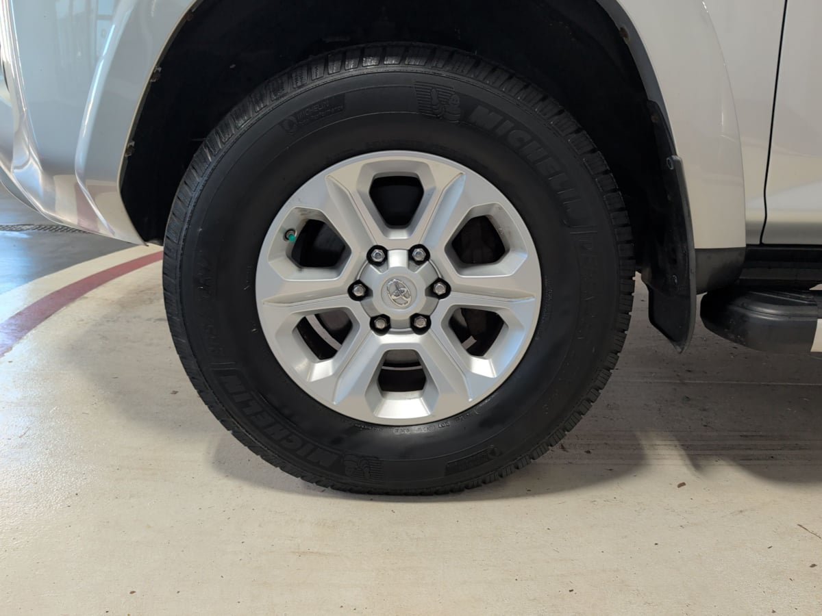 Used 2015 Toyota 4Runner SR5 Premium AWD/4WD image 13