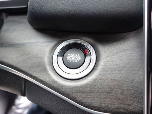 Used 2023 Jeep Grand Cherokee 4WD 4xe w/ Luxury Tech Group II image 20