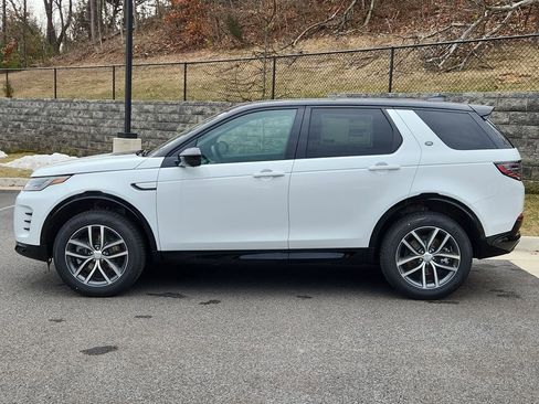 New 2026 Land Rover Discovery Sport Landmark AWD/4WD image 6