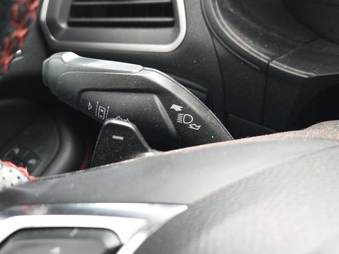 Used 2022 Ford Edge ST-Line w/ Class II Trailer Tow Package image 43