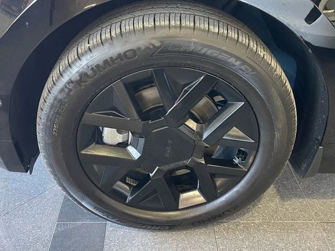 Used 2026 Kia EV9 Land w/ Nightfall Edition Package image 22