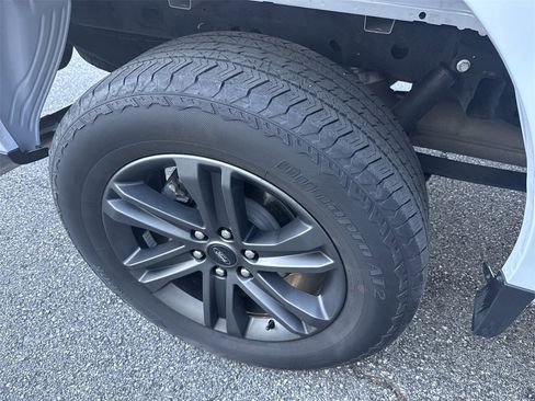 Used 2022 Ford F150 XLT w/ Equipment Group 302A High image 18