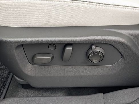 New 2026 Buick Envision Avenir image 20