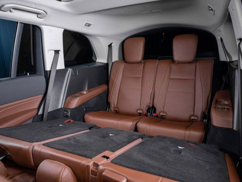 New 2025 Mercedes-Benz GLS 450 4MATIC image 33