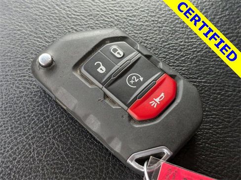 Used 2024 Jeep Gladiator Rubicon w/ Safety Group image 24