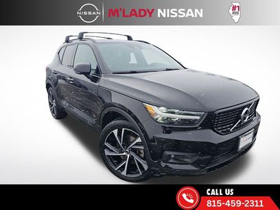 Used 2019 Volvo XC40 T5 R-Design