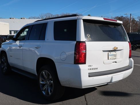 Used 2018 Chevrolet Tahoe LT w/ Luxury Package image 19