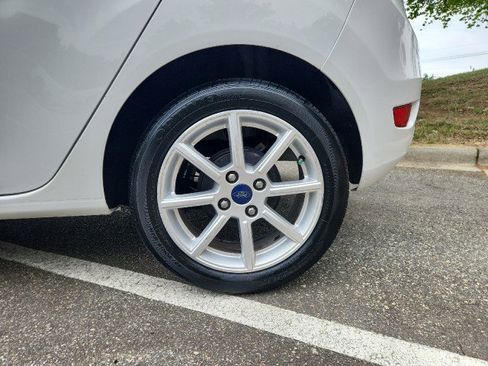 Used 2016 Ford Fiesta SE w/ Equipment Group 201A FWD image 14
