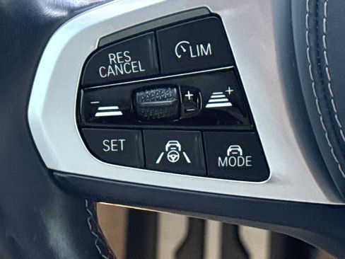 Used 2022 BMW M8 Competition AWD/4WD image 19