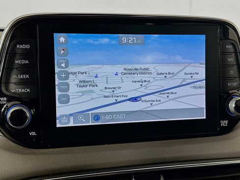 Used 2019 Hyundai Santa Fe AWD image 22