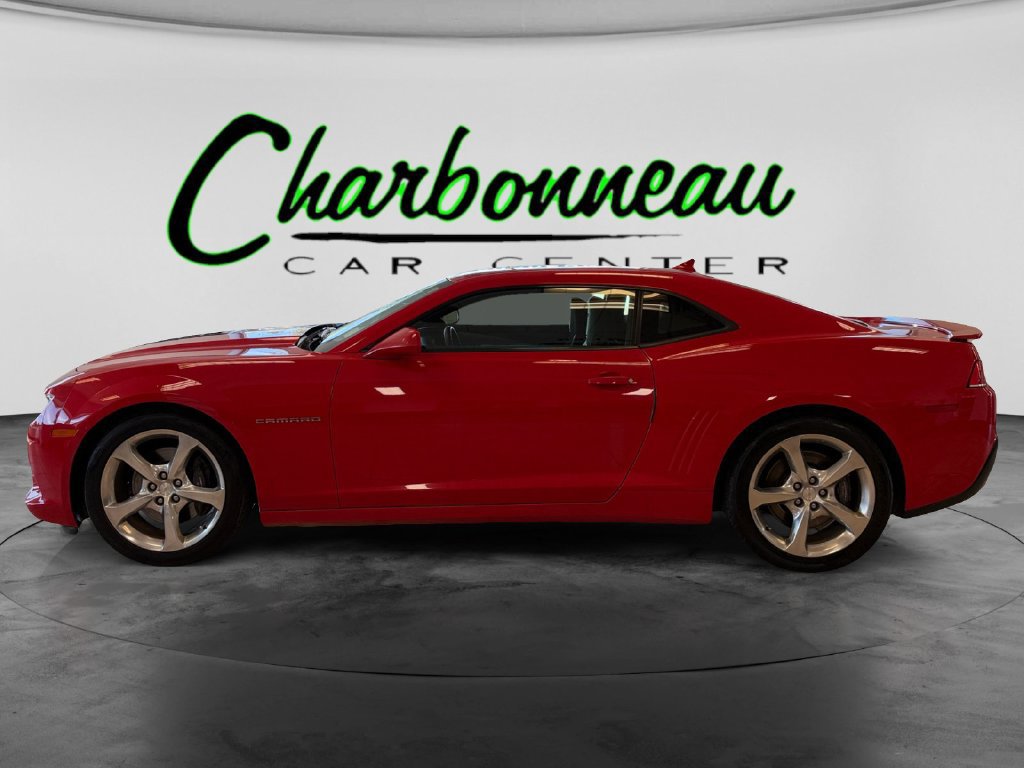Used 2014 Chevrolet Camaro SS w/ RS Package RWD image 2