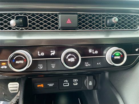 Used 2023 Acura Integra A-Spec image 15